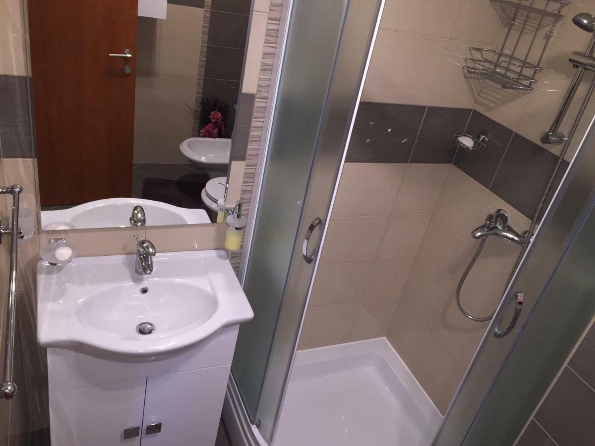 ספליט Apartment Trstenik מראה חיצוני תמונה